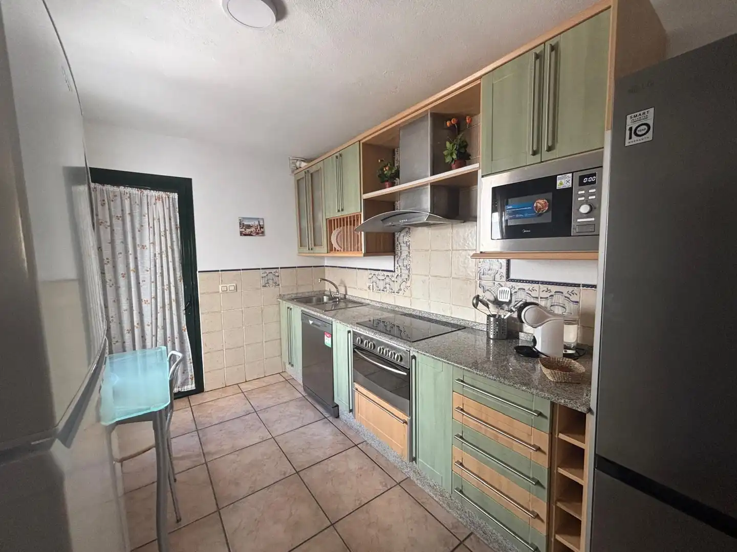 Kitchen of Houses for sale in Zahara de los Atunes  with Private garden, Terrace and Furnished