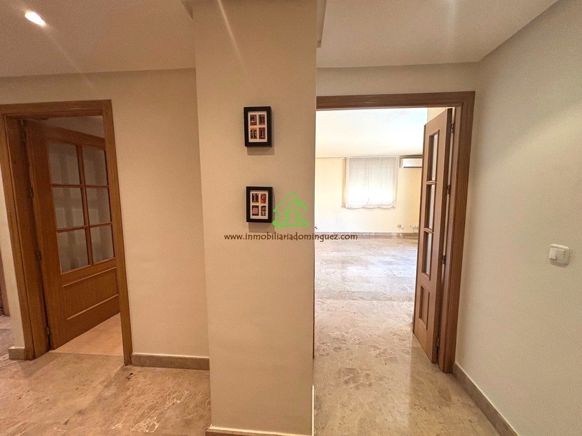 Apartment to rent in  Murcia Capital  with Air Conditioner, Terrace and Oven