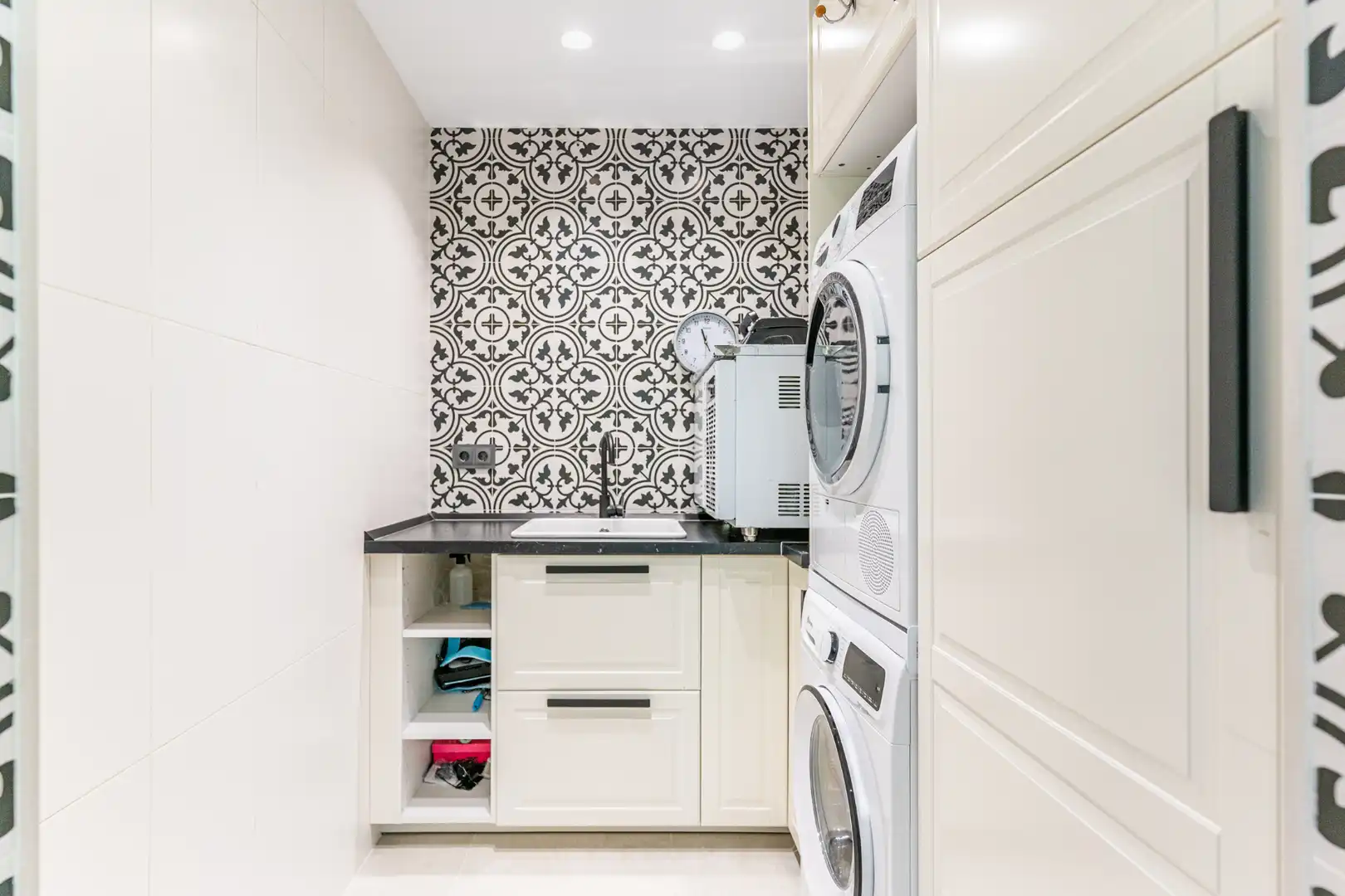 Kitchen of Houses for sale in Majadahonda  with Air Conditioner, Heating and Private garden