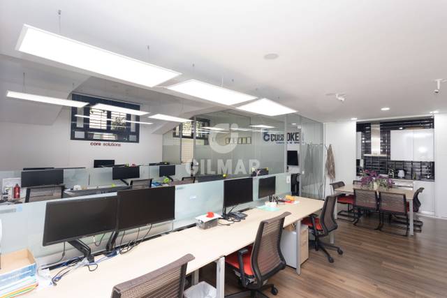 Oficina en Venta en Cuatro Caminos - Azca