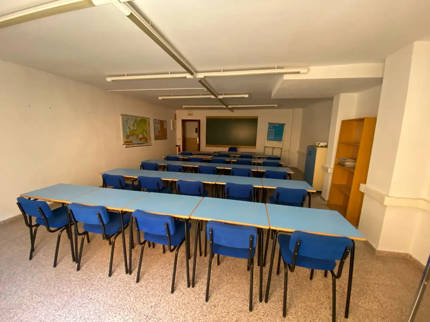 Menjador de Local en venda en Alicante / Alacant amb Moblat