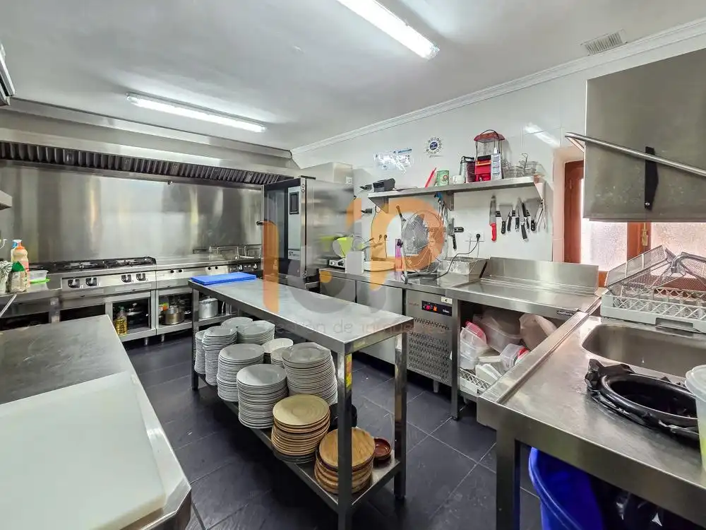Cocina de Local de alquiler en Huércal-Overa con Aire acondicionado y Amueblado