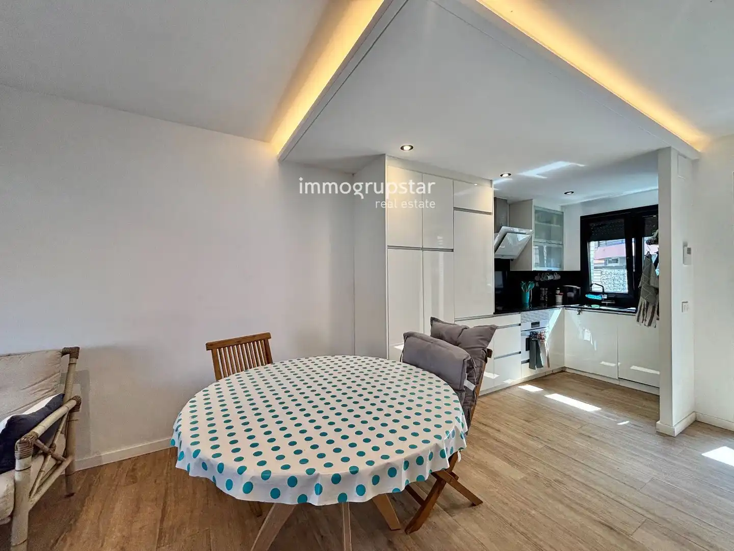Casa a schiera con terrazza in vendita a onze de Setembre, imagen 14