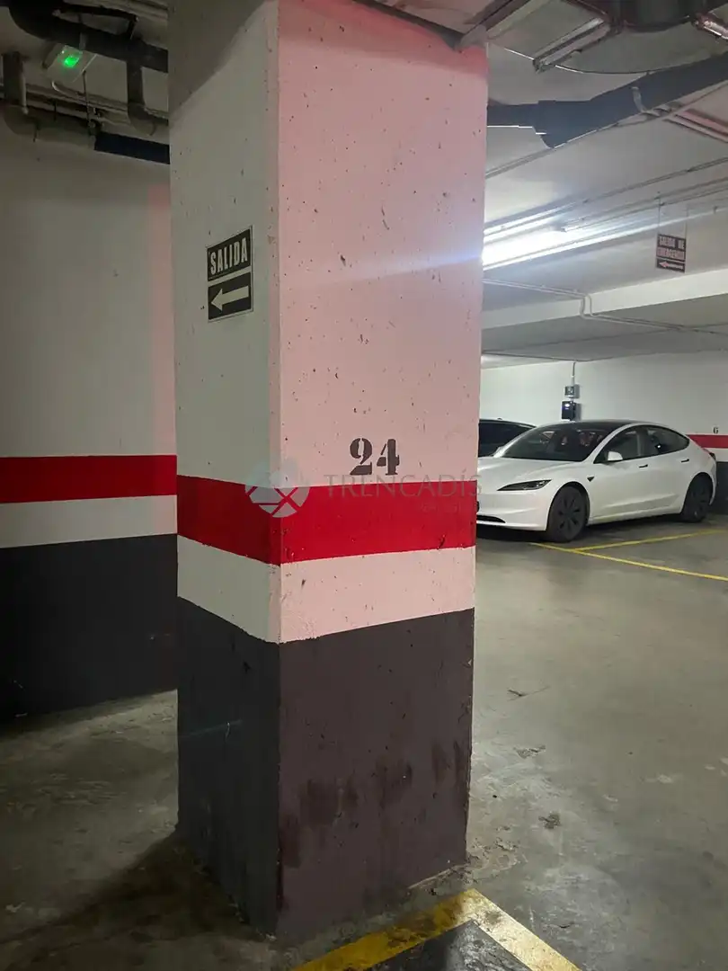 Parkplatz von Garage zum Verkauf in Valencia