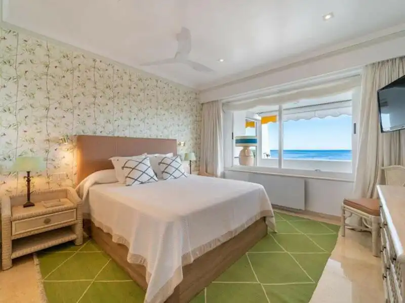 Dormitori de Apartament en venda en Marbella amb Aire condicionat, Calefacció i Terrassa