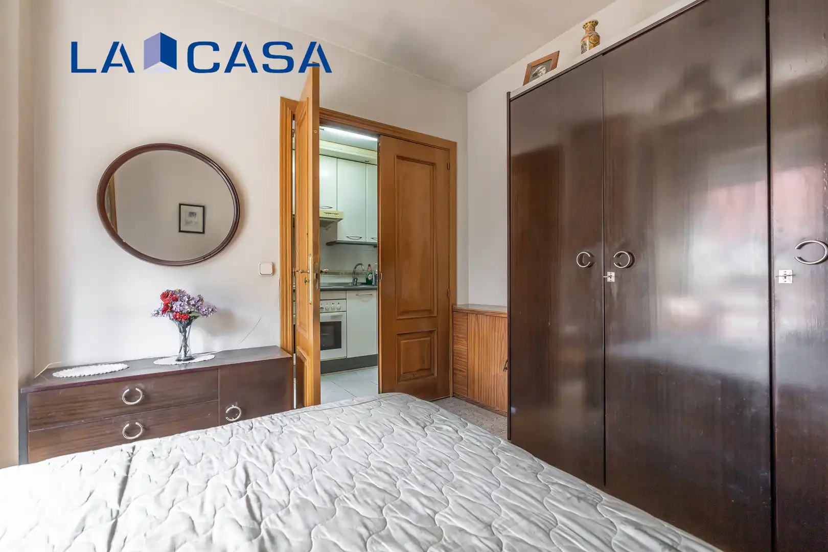 Habitación de Piso en venta en Madrid con Calefacción y Balcón