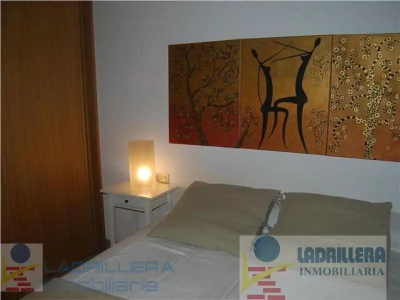 Dormitori de Casa adosada de lloguer en Conil de la Frontera amb Aire condicionat, Traster i Moblat