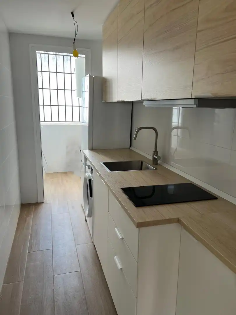 Cocina de Piso de alquiler en Sevilla con Aire acondicionado, Terraza y Balcón