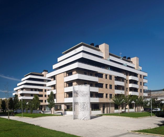 Exterior view of Box room to rent in Durango