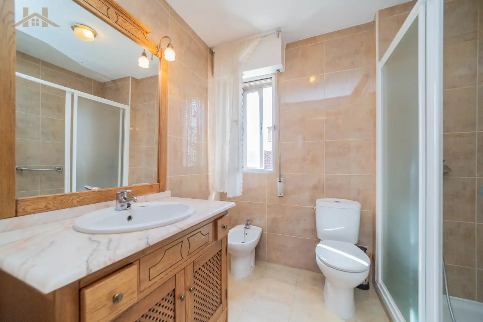 Bathroom of Attic for sale in Pozuelo de Alarcón  with Air Conditioner, Heating and Terrace