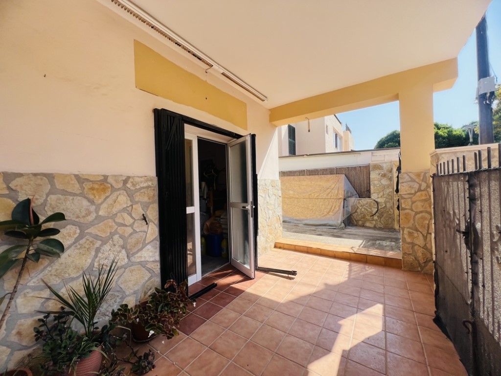 Premises for sale in Calvià  with Air Conditioner and Terrace