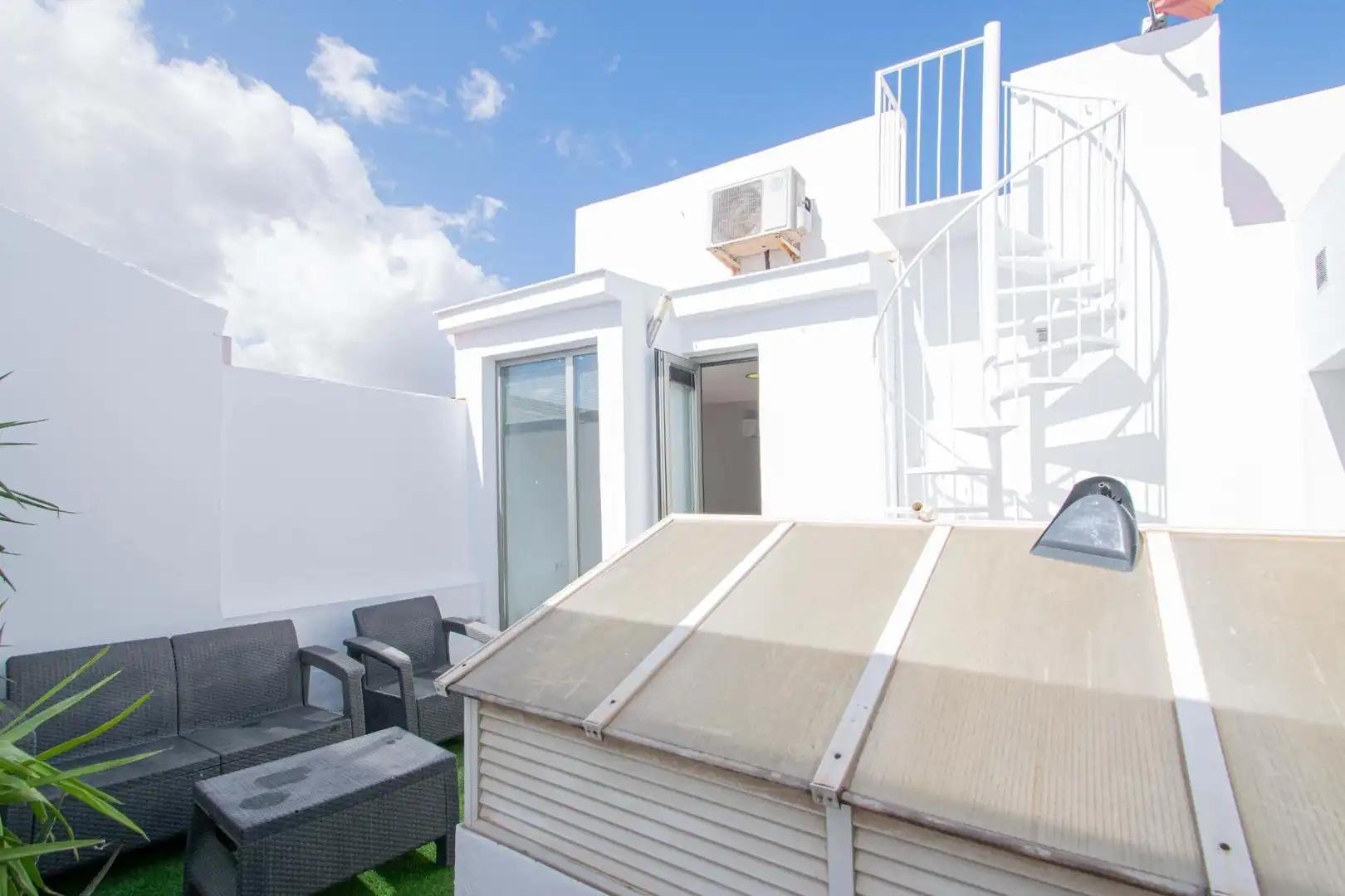 Terrace of Flat for sale in Sevilla  with Air Conditioner, Terrace and Furnished