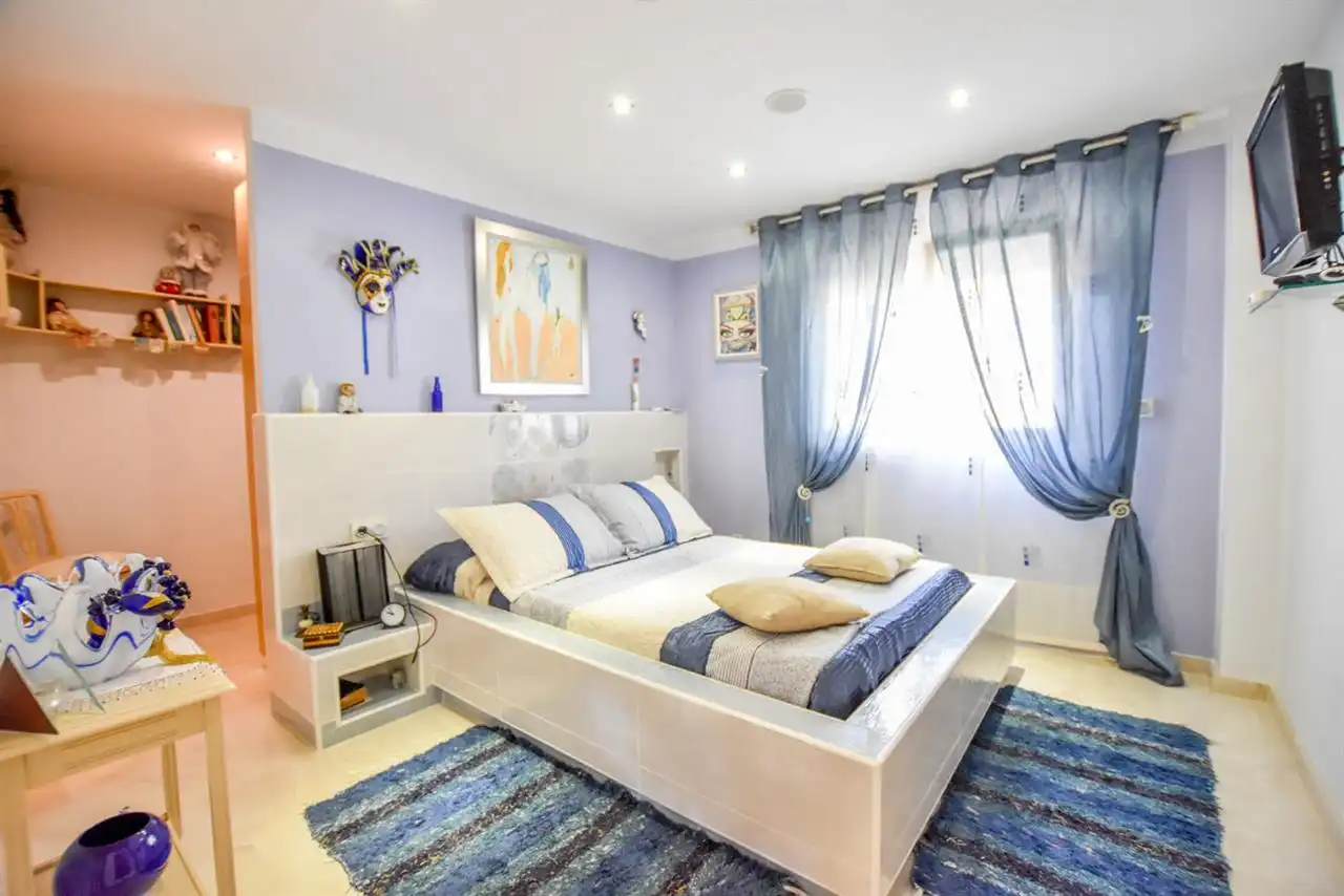 Habitación de Casa o chalet en venta en Águilas con Aire acondicionado, Jardín privado y Trastero