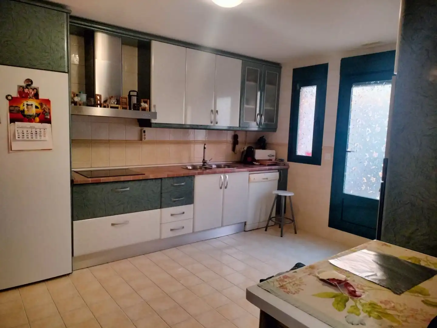 Cuina de Casa adosada en venda en Argamasilla de Calatrava amb Aire condicionat, Calefacció i Terrassa