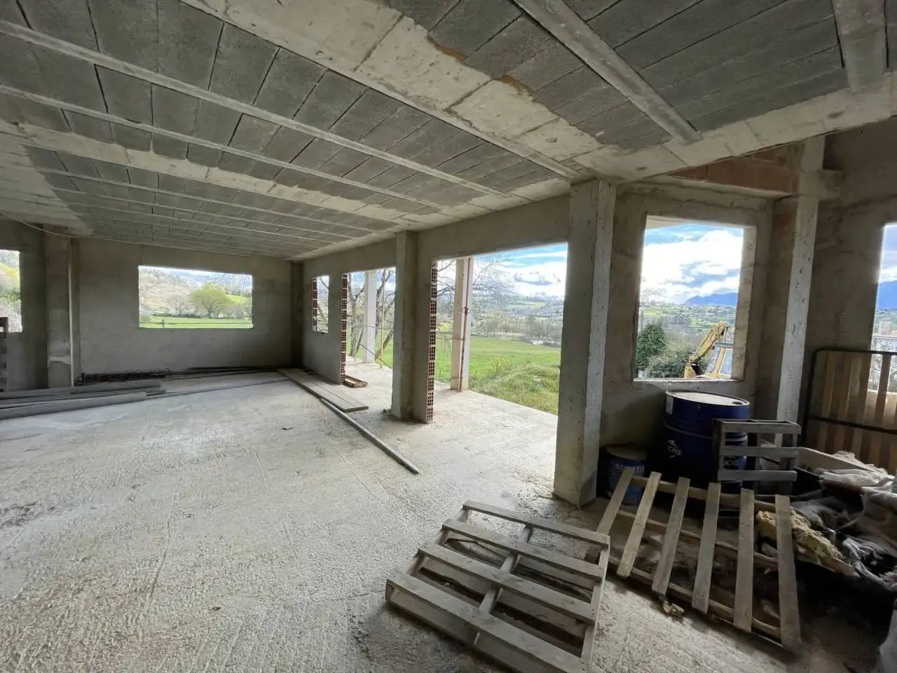 Casa o xalet en venda en Oviedo  amb Calefacció, Jardí privat i Terrassa