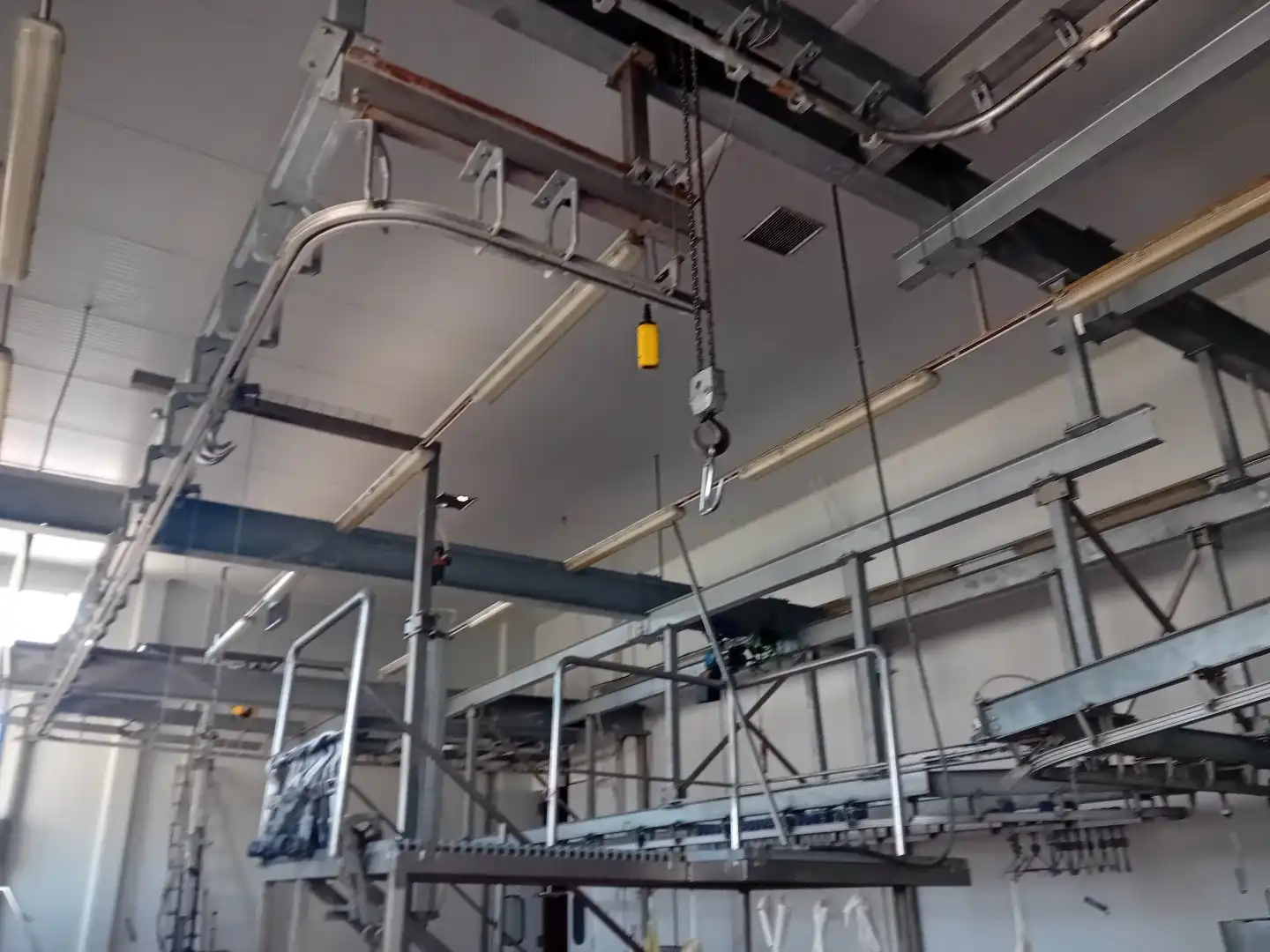 Aparcament de Nau industrial en venda en Jaén