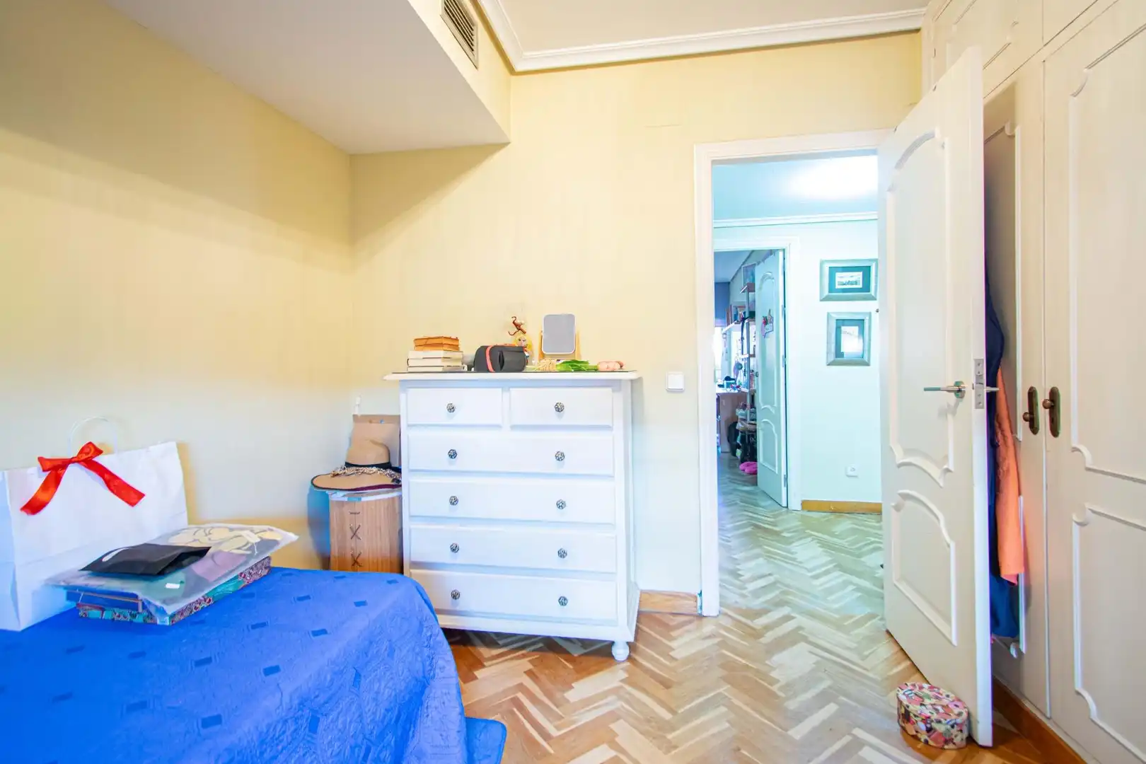Bedroom of Attic for sale in Sevilla  with Air Conditioner, Heating and Parquet flooring
