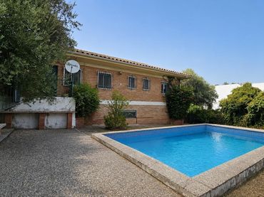 Xalet amb piscina en venda a Calle PALACIO GALIANA