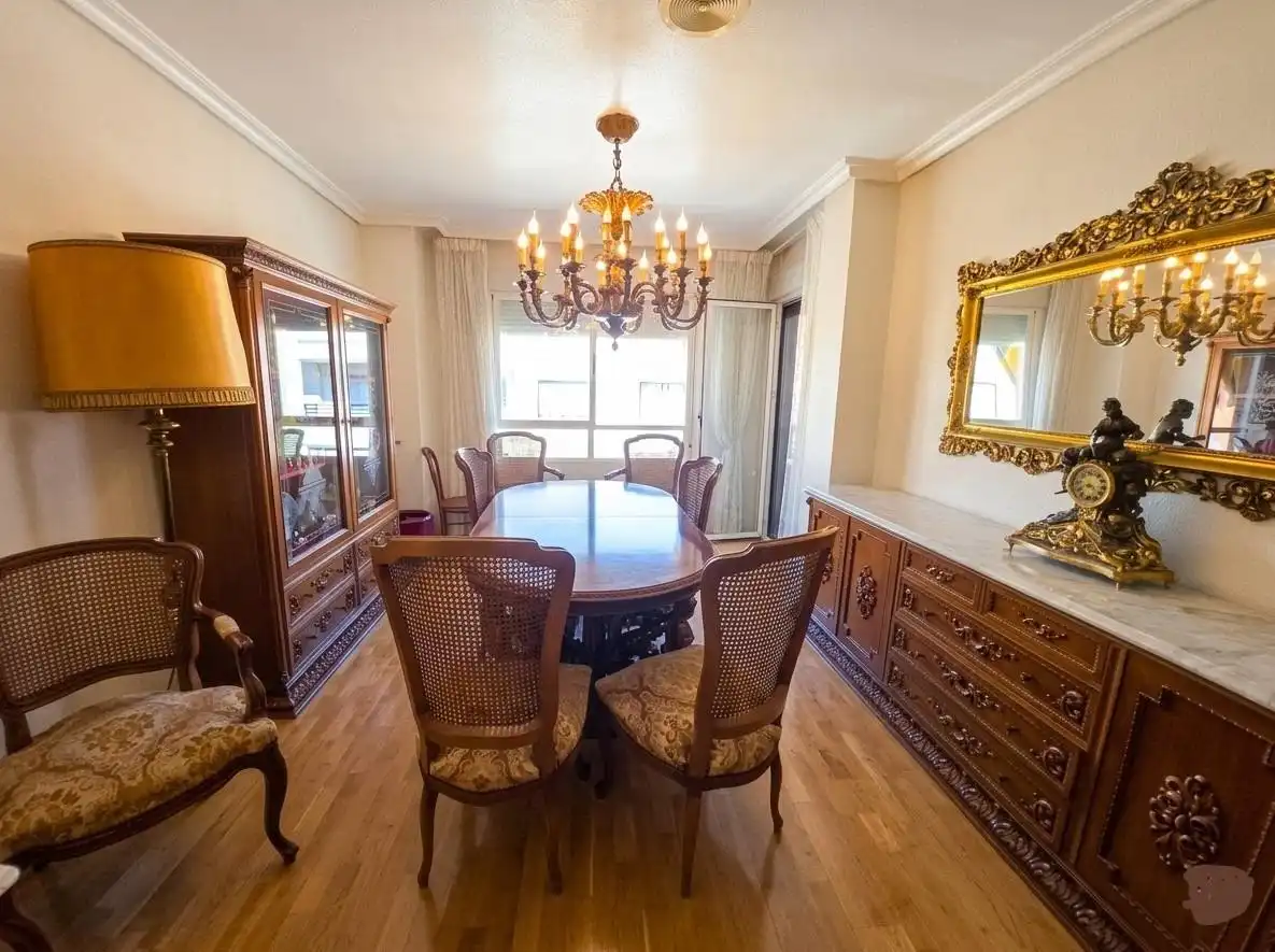 Comedor de Piso en venta en Catral