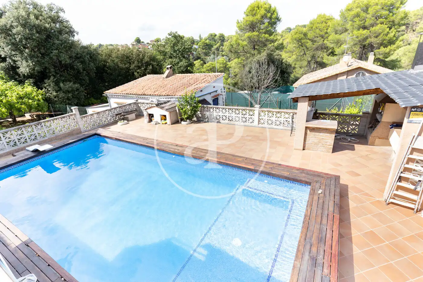 Swimming pool of Flat for sale in Rubí  with Air Conditioner, Heating and Private garden