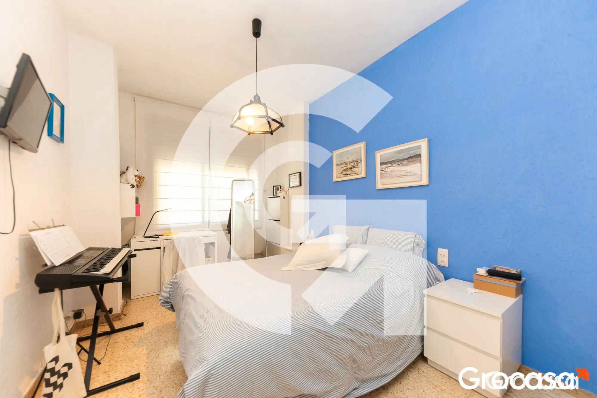 Bedroom of Flat for sale in  Barcelona Capital  with Air Conditioner and Balcony