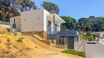 Exterior view of House or chalet for sale in Lloret de Mar  with Air Conditioner, Terrace and Swimming Pool