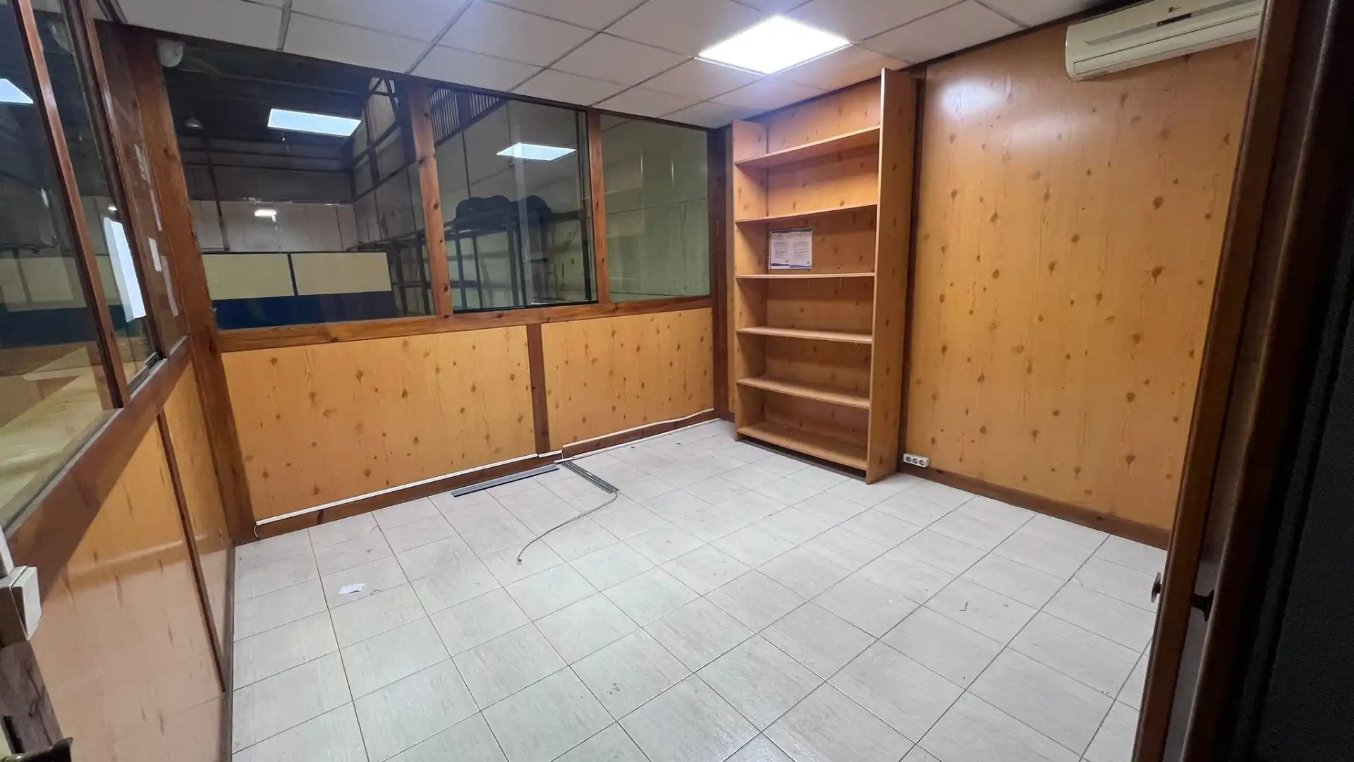 Nau industrial en venda a Calle Santa Teresa, 6, San Isidro - Campohermoso