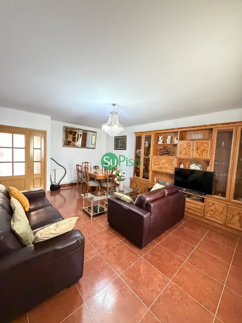 Detached house with garden for sale in Avenida Rufino Rubio 10, imagen 9