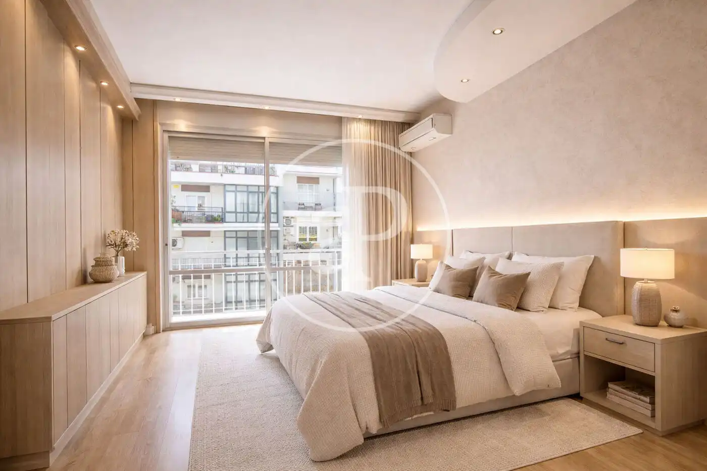 Habitación de Piso en venta en Barcelona con Aire acondicionado, Calefacción y Balcón
