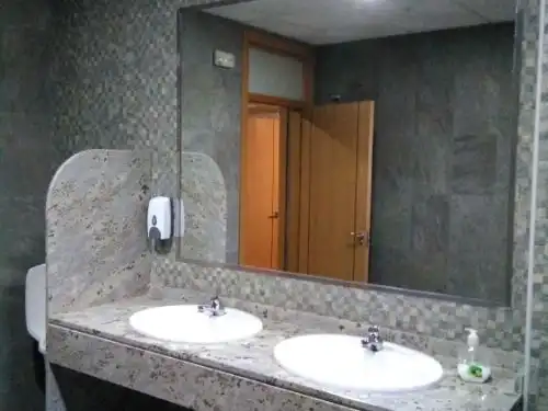 Bathroom of Office for rent in Este - Alcosa- Torreblanca