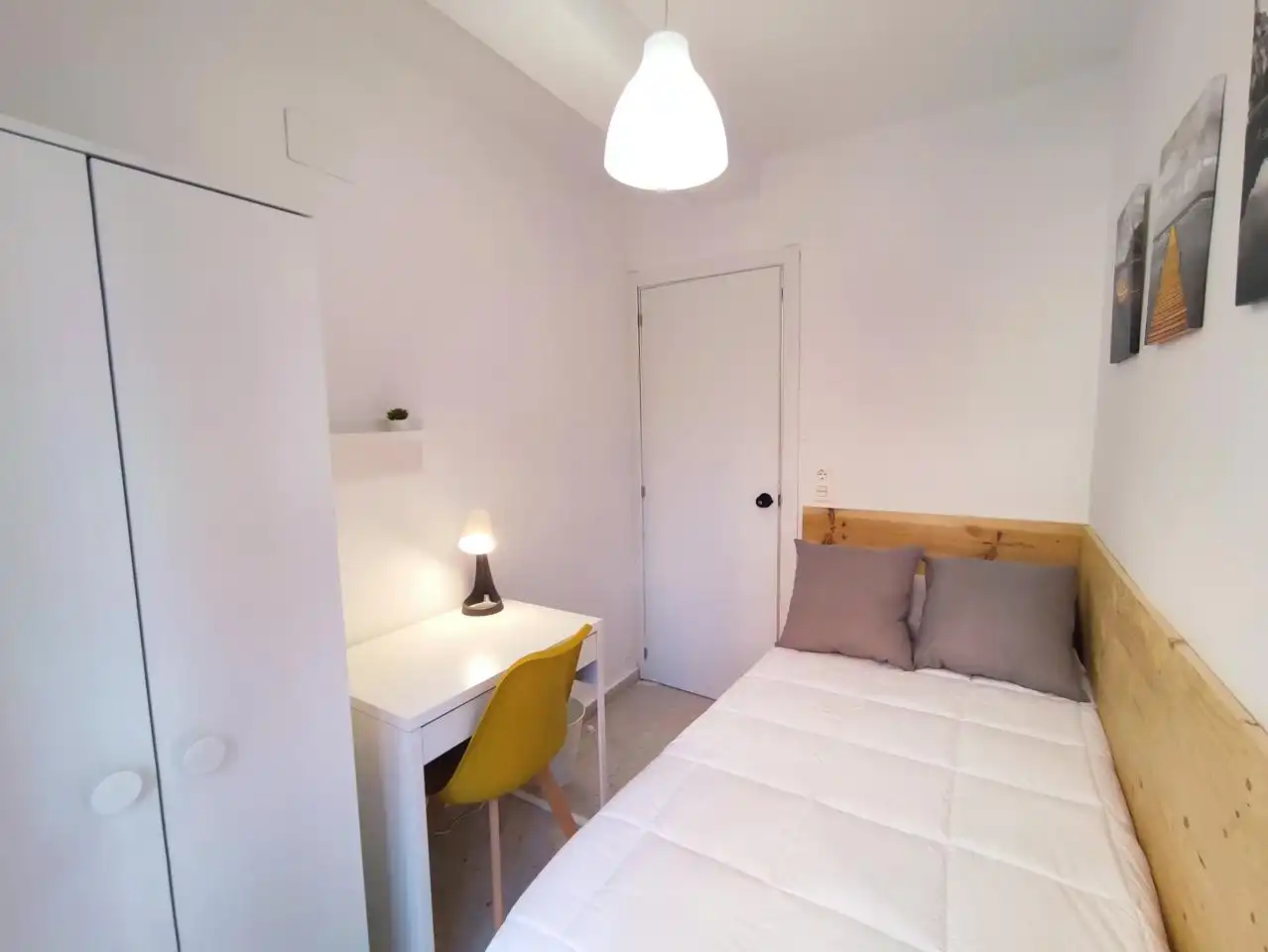 Habitación en Julio Moreno Dávila, Cartuja