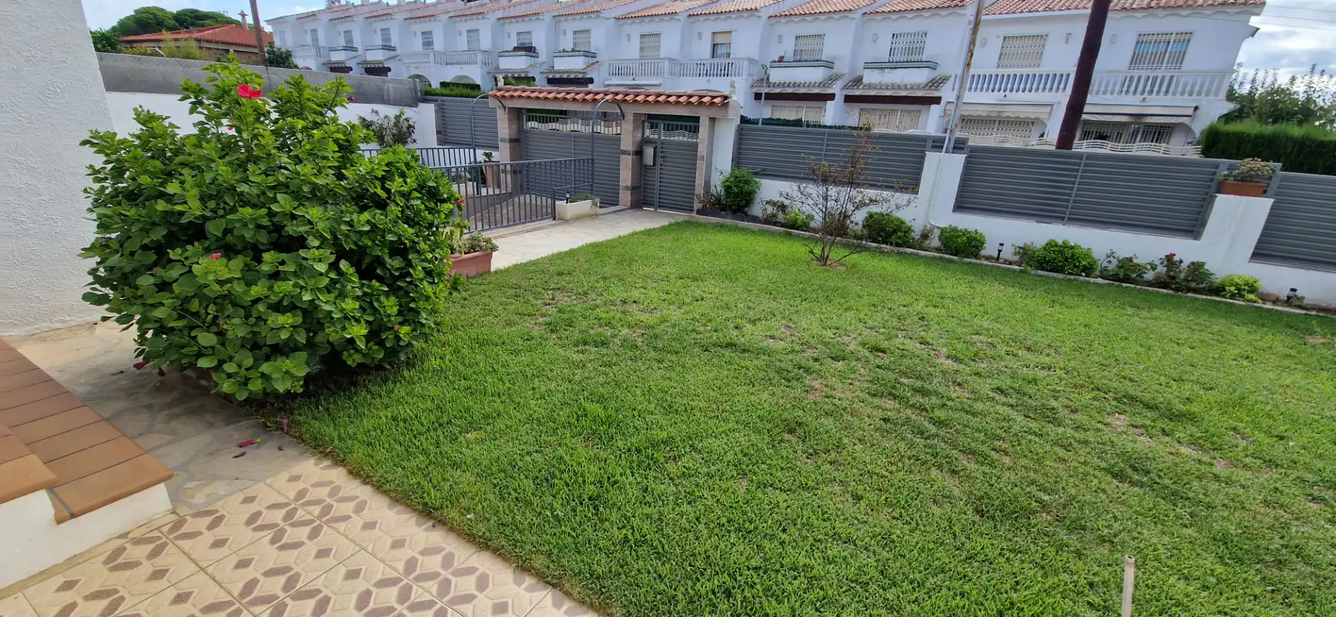 Jardí de Casa o xalet en venda en Cambrils amb Aire condicionat, Calefacció i Jardí privat