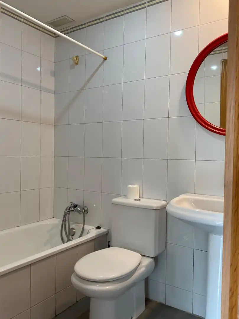 Baño de Piso en venta en Alcalá de Henares con Calefacción, Parquet y Terraza