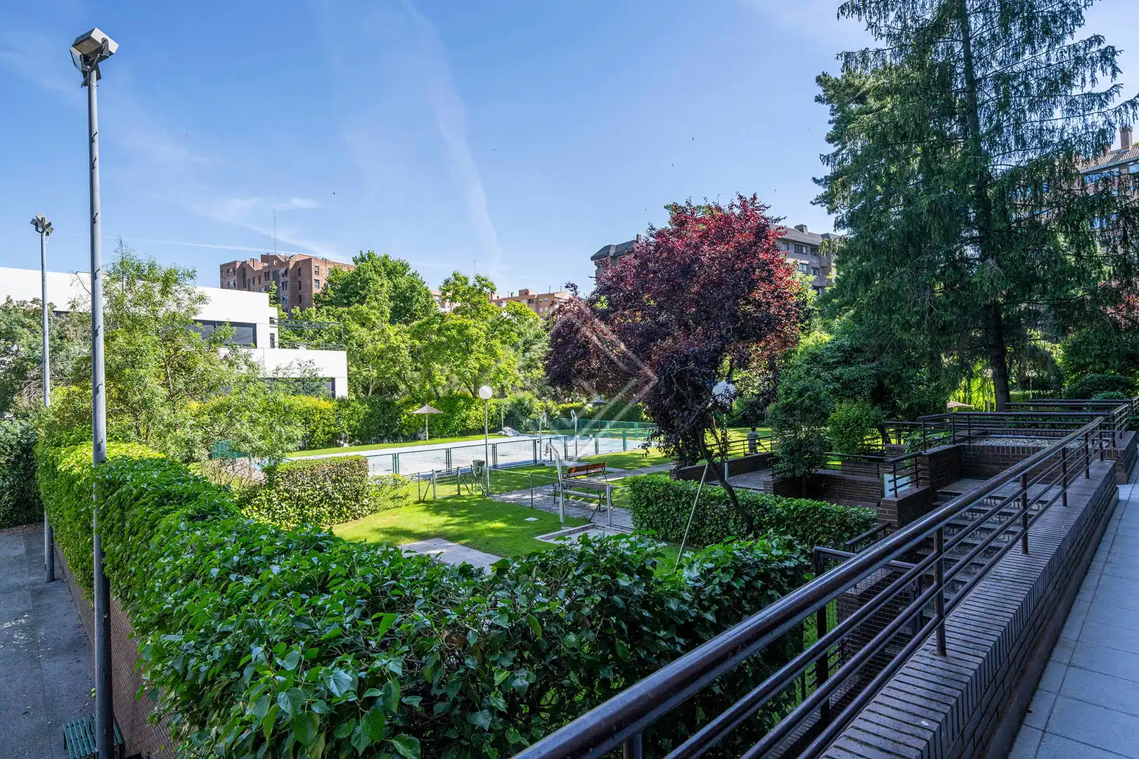 Terraza de Piso en venta en Madrid con Jardín privado, Terraza y Piscina comunitaria