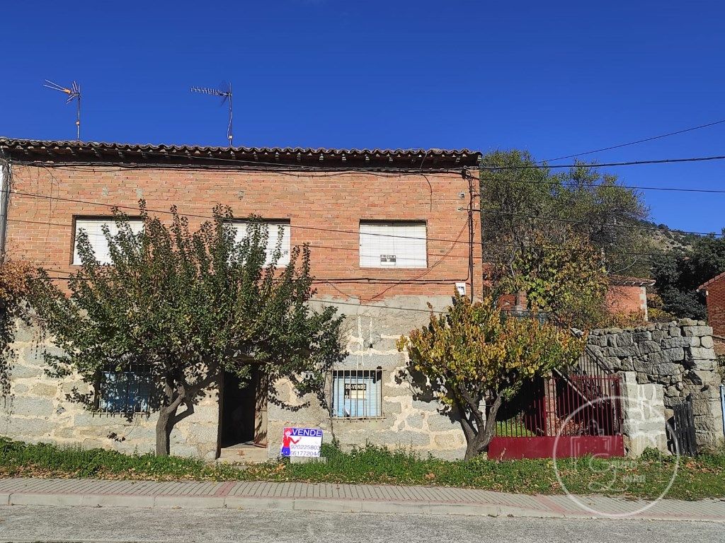 Vista exterior de Casa o xalet en venda en Navalmoral