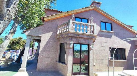 Chalet de piedra con vistas a las Cíes