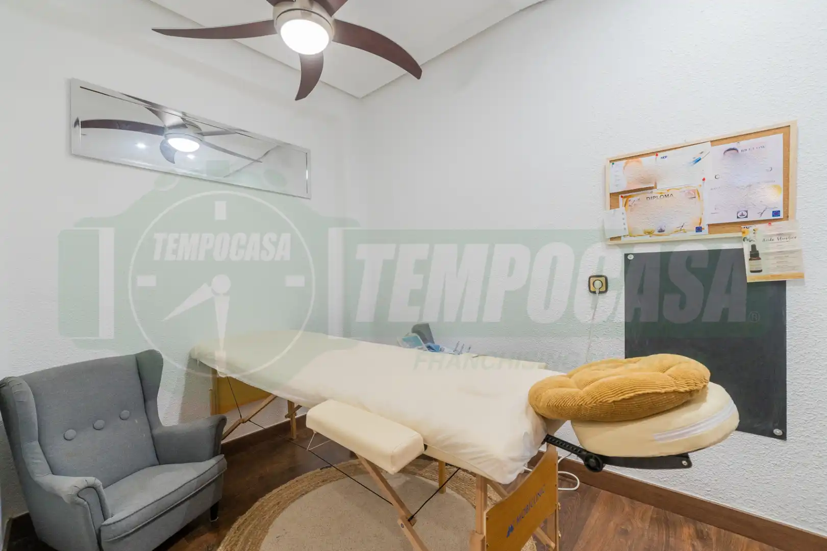 Piso con terraza en venta en Carrer de Rodrigo de Pertegás 23, imagen 20