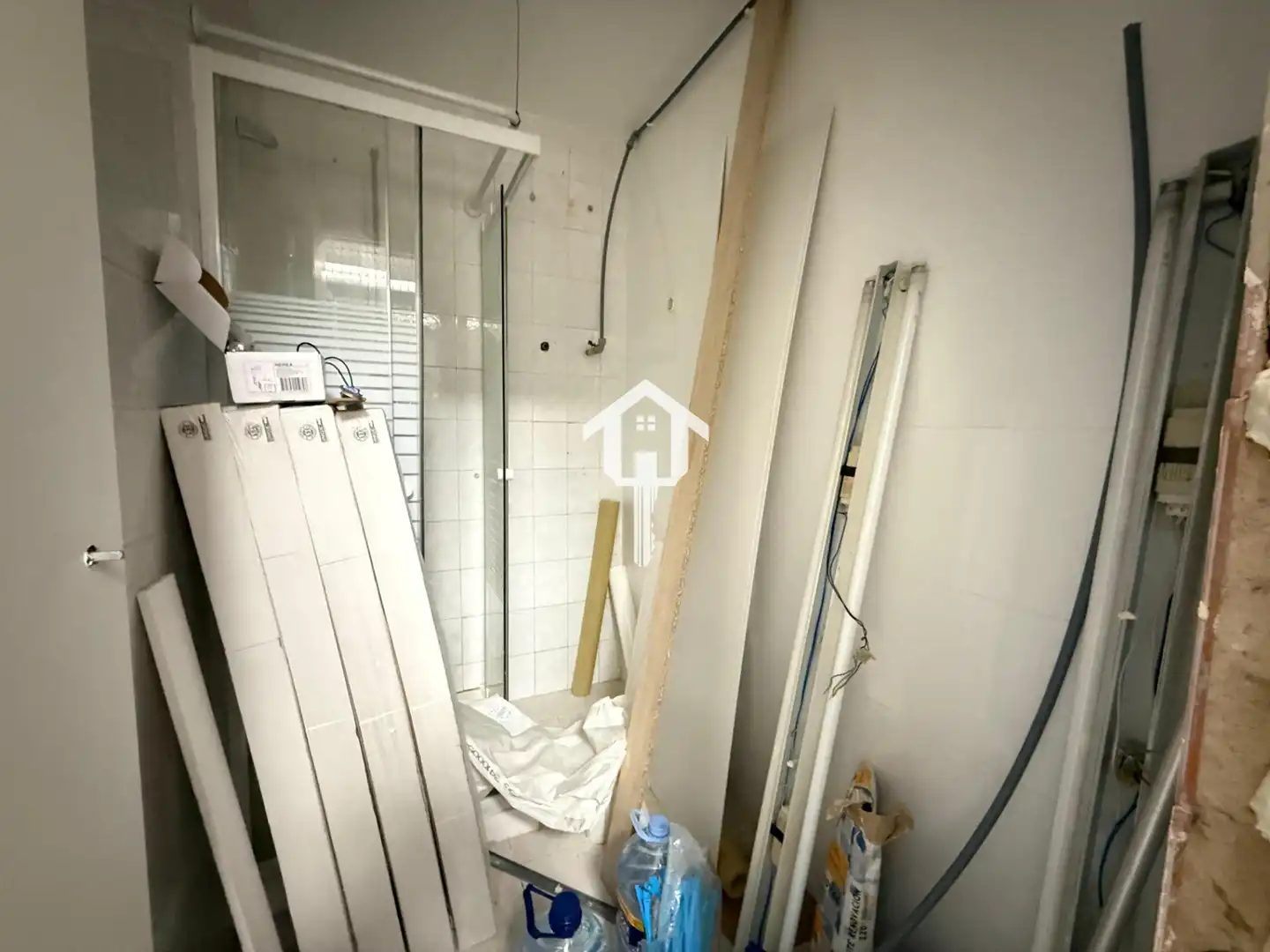 Baño de Local en venta en Alicante / Alacant con Aire acondicionado