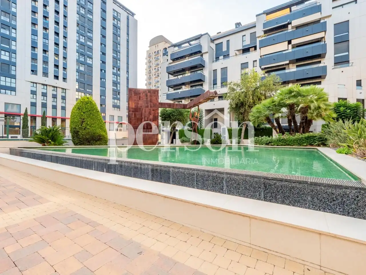 Piscina de Piso en venta en Valencia con Aire acondicionado, Calefacción y Amueblado