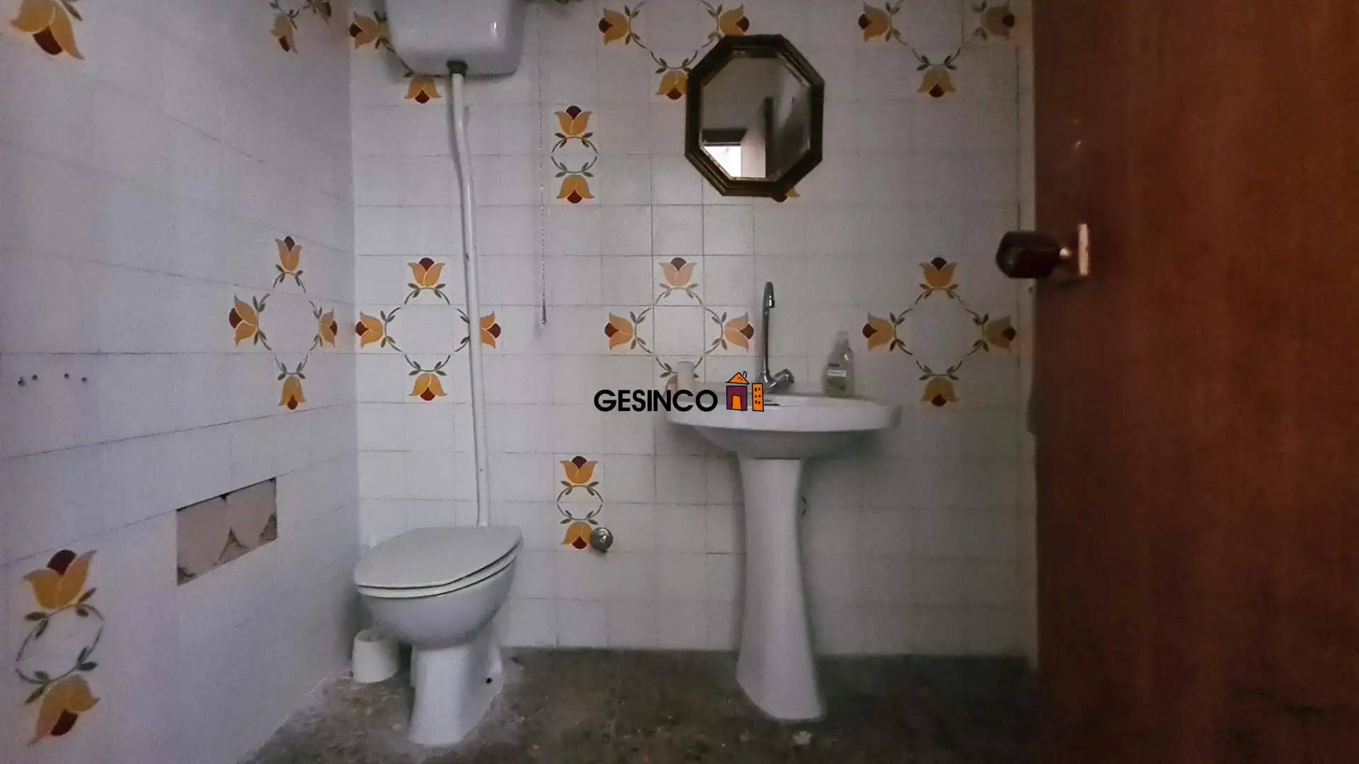 Badezimmer von Geschaftsraum zur Miete in Ontinyent