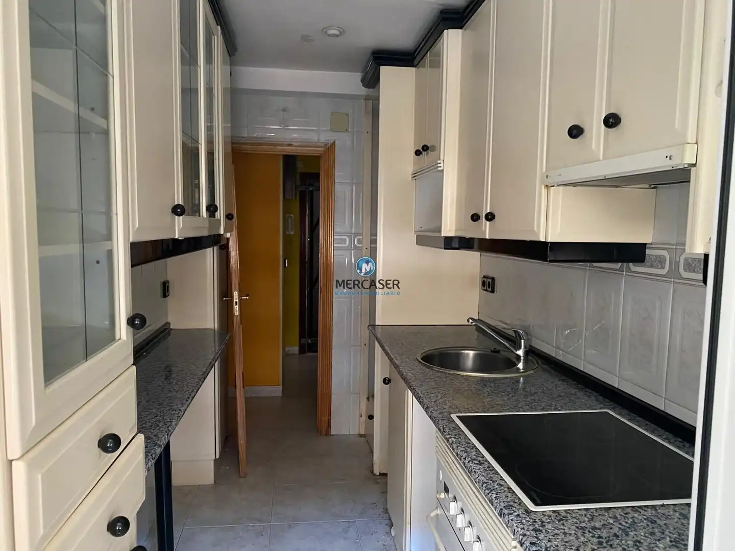 Kitchen of Flat for sale in Alcalá de Henares