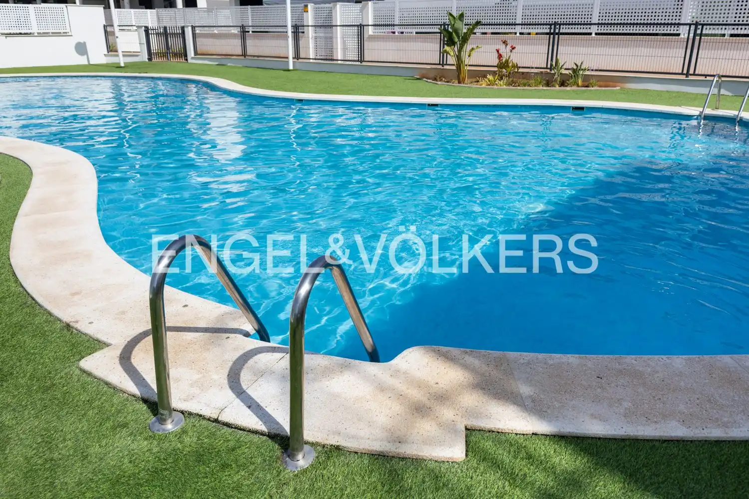 Swimming pool of Flat for sale in Cabanes  with Air Conditioner, Heating and Private garden