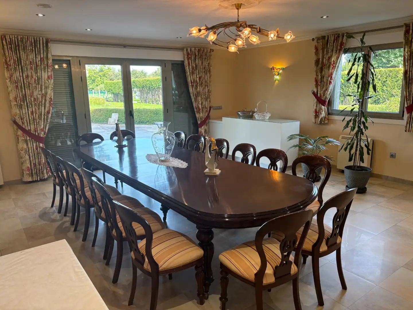 Comedor de Casa o chalet en venta en Santiago de Compostela  con Calefacción, Jardín privado y Parquet