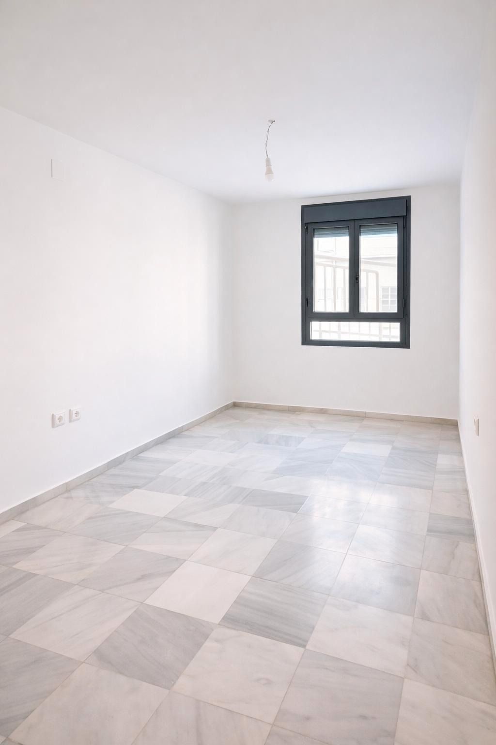 Habitación de Piso en venta en  Cádiz Capital con Calefacción