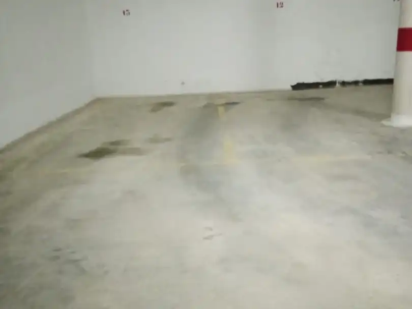 Parkplatz von Garage zum Verkauf in Agost