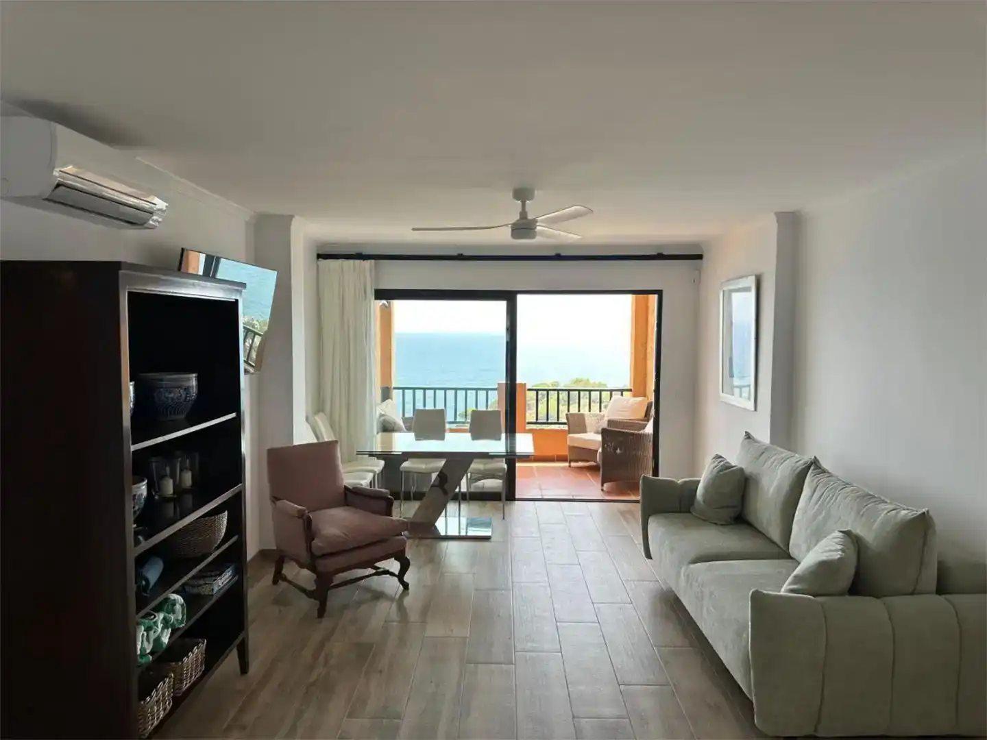 Living room of Flat for rent in Altea  with Air Conditioner, Swimming Pool and Balcony