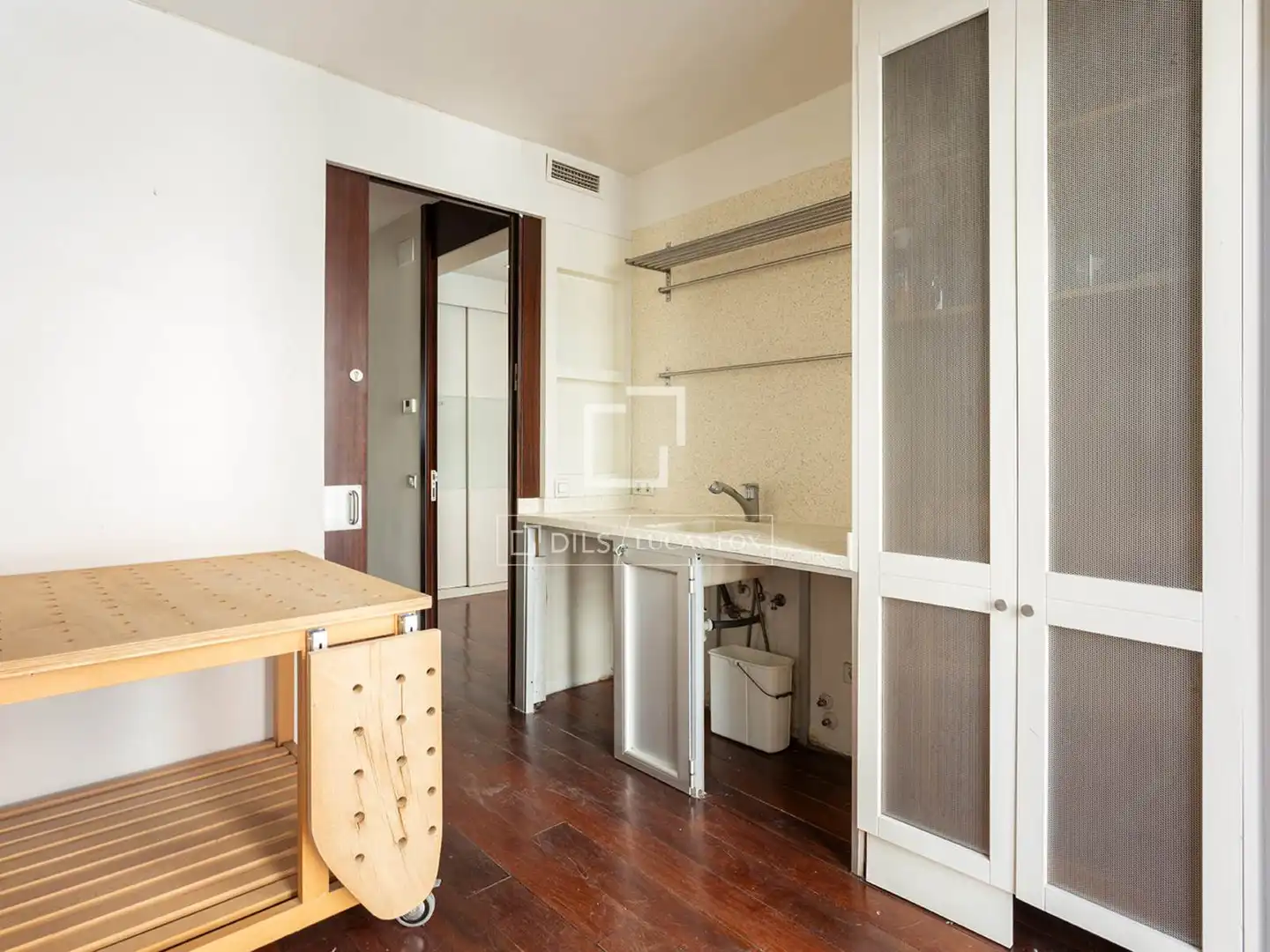 Bedroom of Houses for sale in Barcelona  with Air Conditioner, Terrace and Storage room