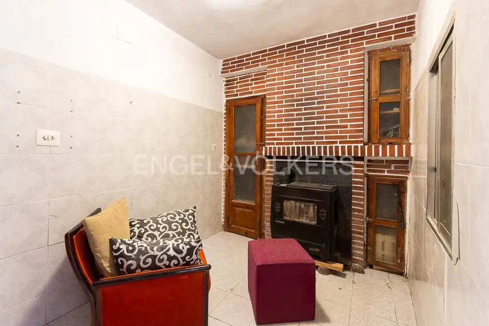 Sala d'estar de Casa adosada en venda en Gilet amb Calefacció, Terrassa i Moblat