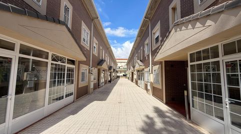 Foto 2 de Casa adosada en venta en Espartales, Alcalá de Henares