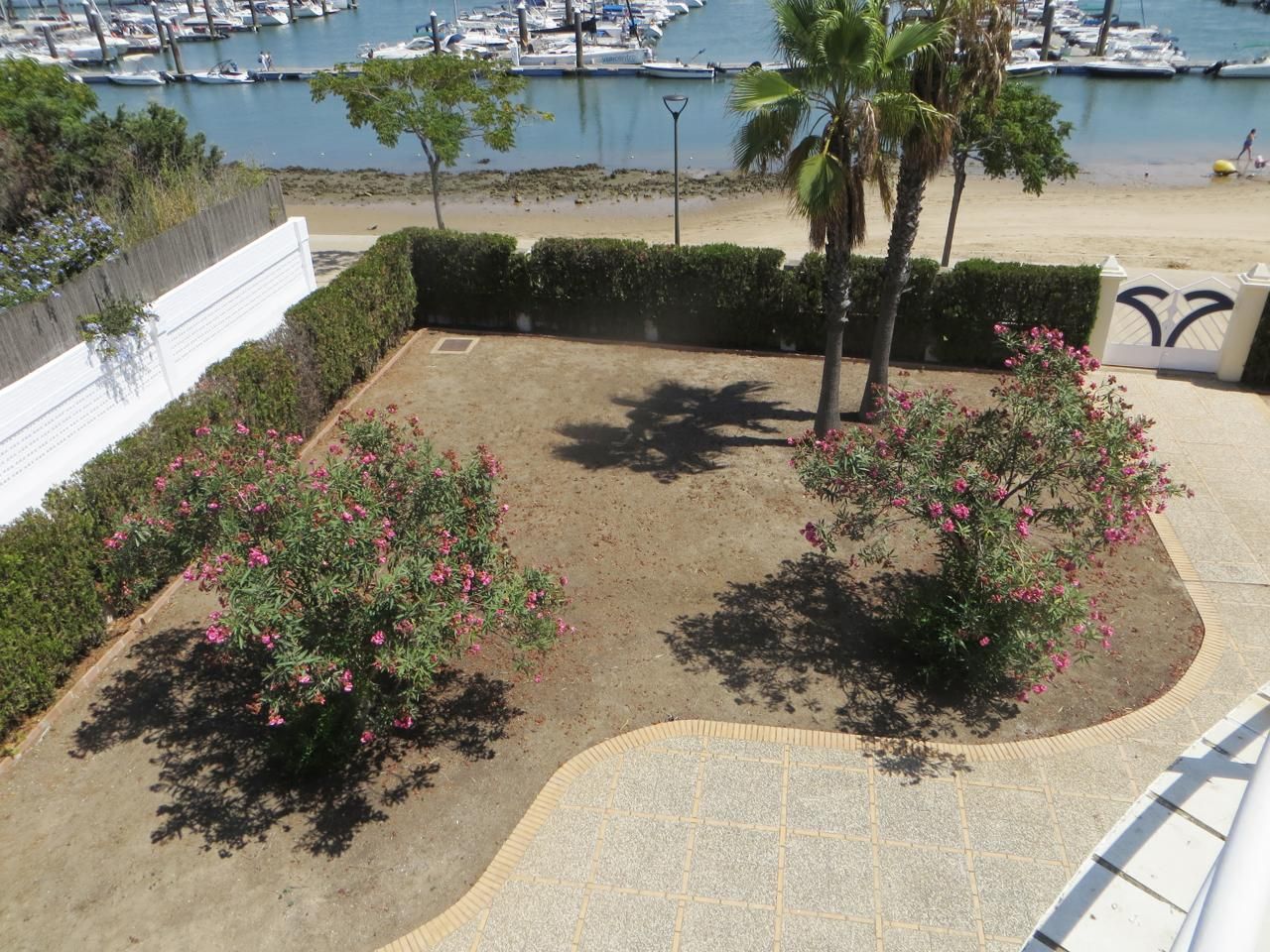 Jardí de Casa o xalet de lloguer en Punta Umbría amb Jardí privat, Moblat i Balcó